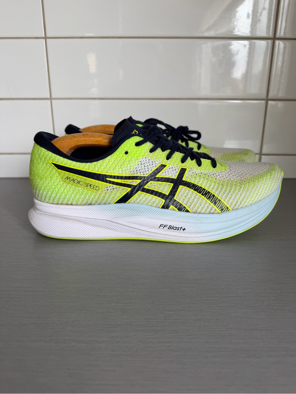 ASICS Magic Speed Neon Yellow and Black Racing Shoes Currex Insoles